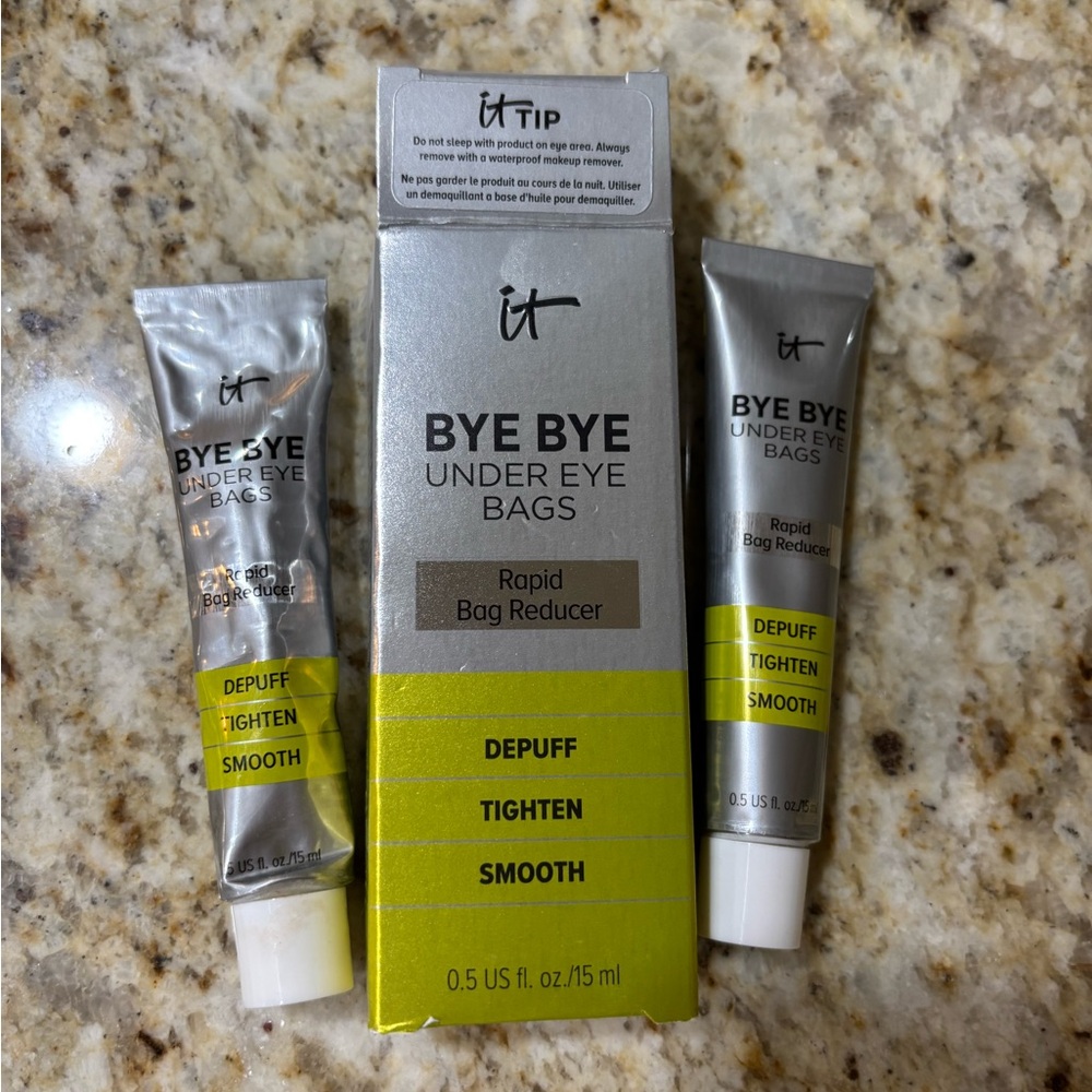 IT Cosmetics Silver and Yellow Full-Coverage Concealer